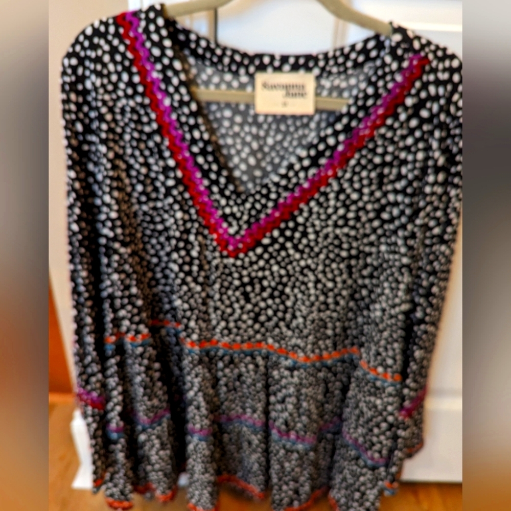 Savanna Jane 2X Black and Pink Women's Top